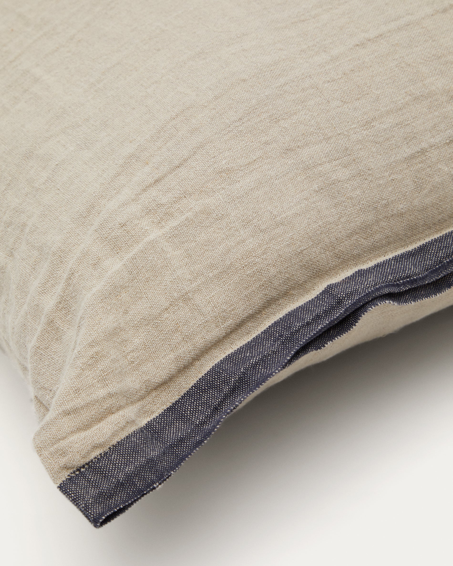 Suerta beige and blue cushion cover, 100% linen, 50 x 50 cm - Detail