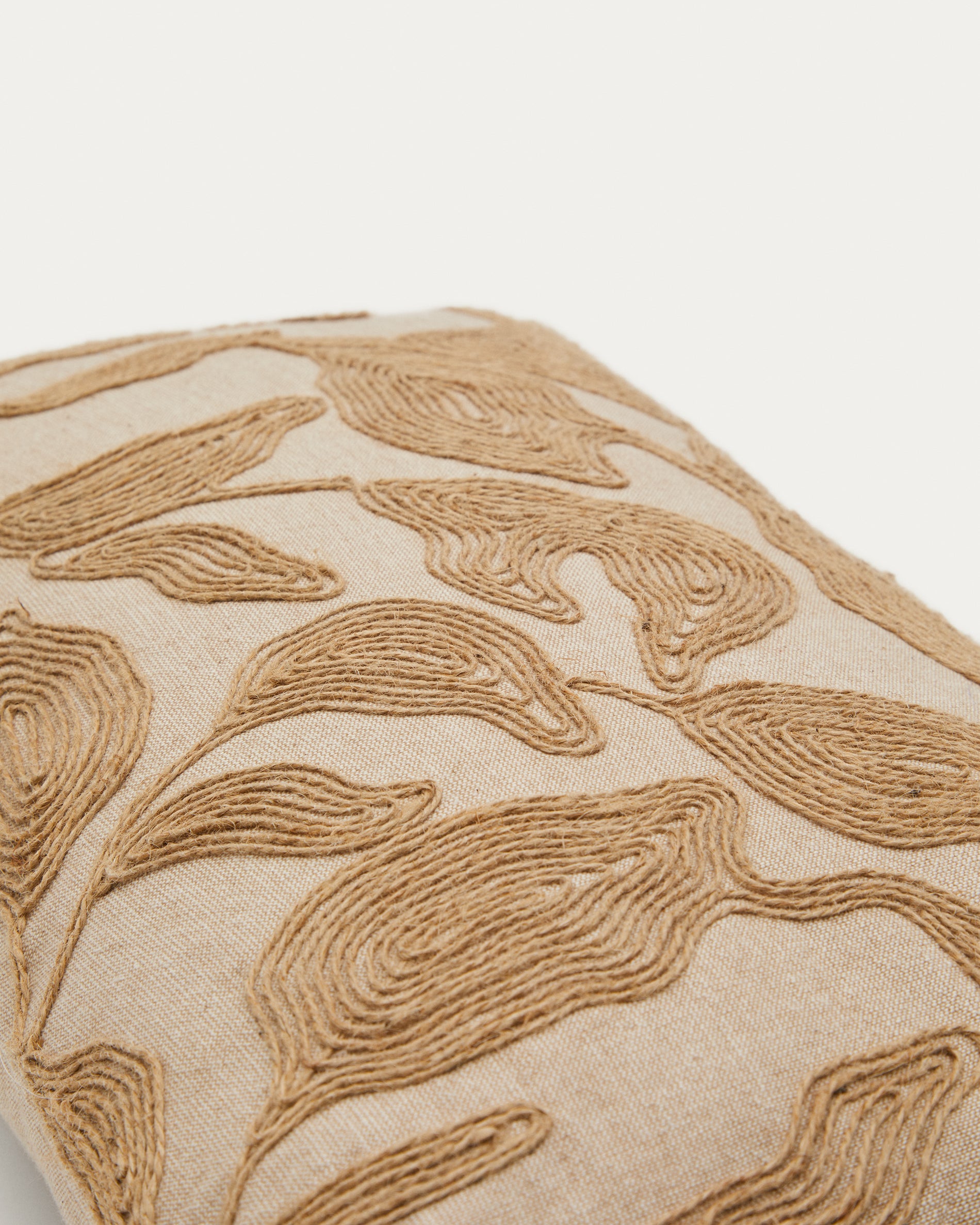 Sorima cushion cover in beige cotton and jute with embroidery, 30 x 50 cm