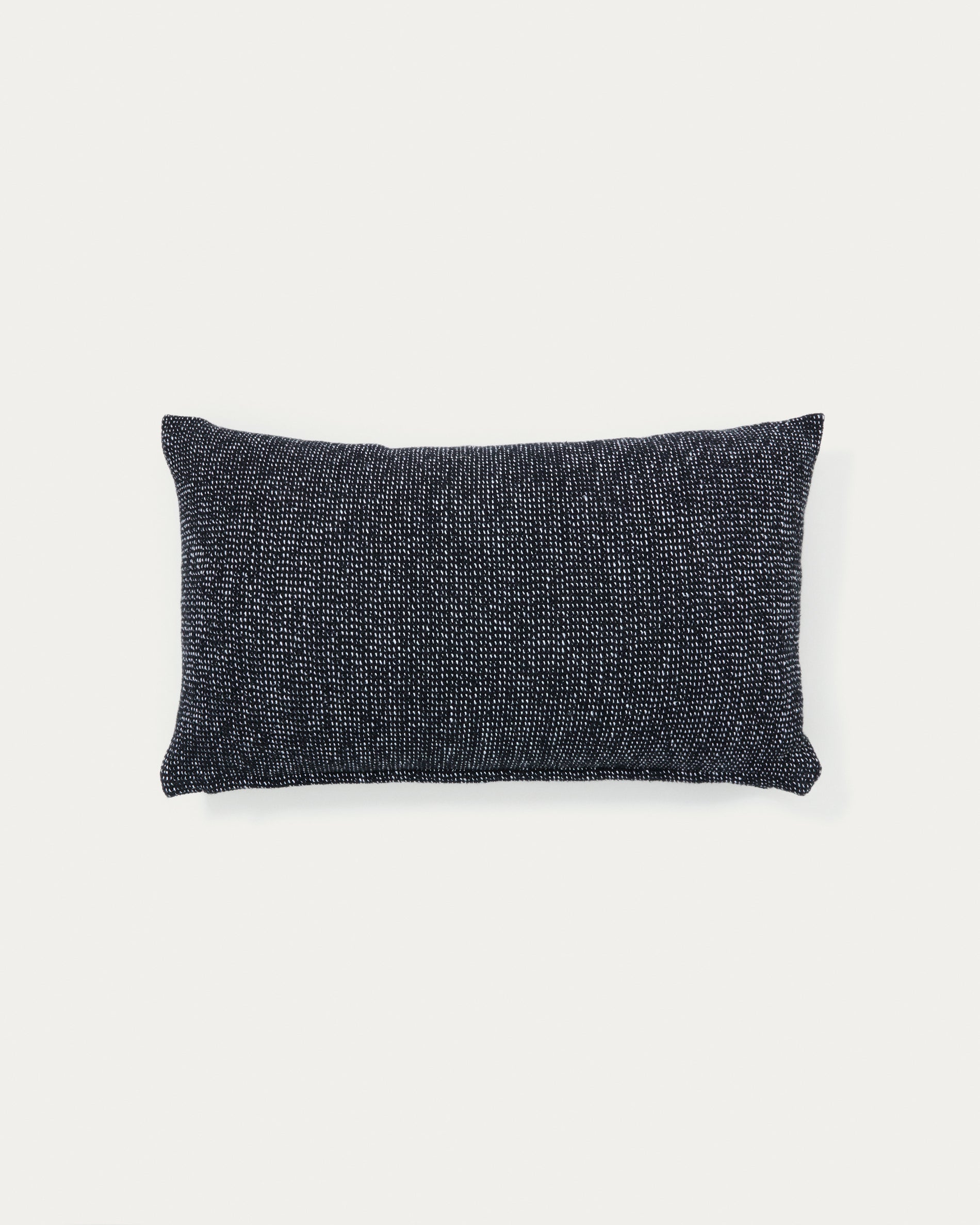 Tapla black, cotton blend cushion cover, 30 x 50 cm - Product View