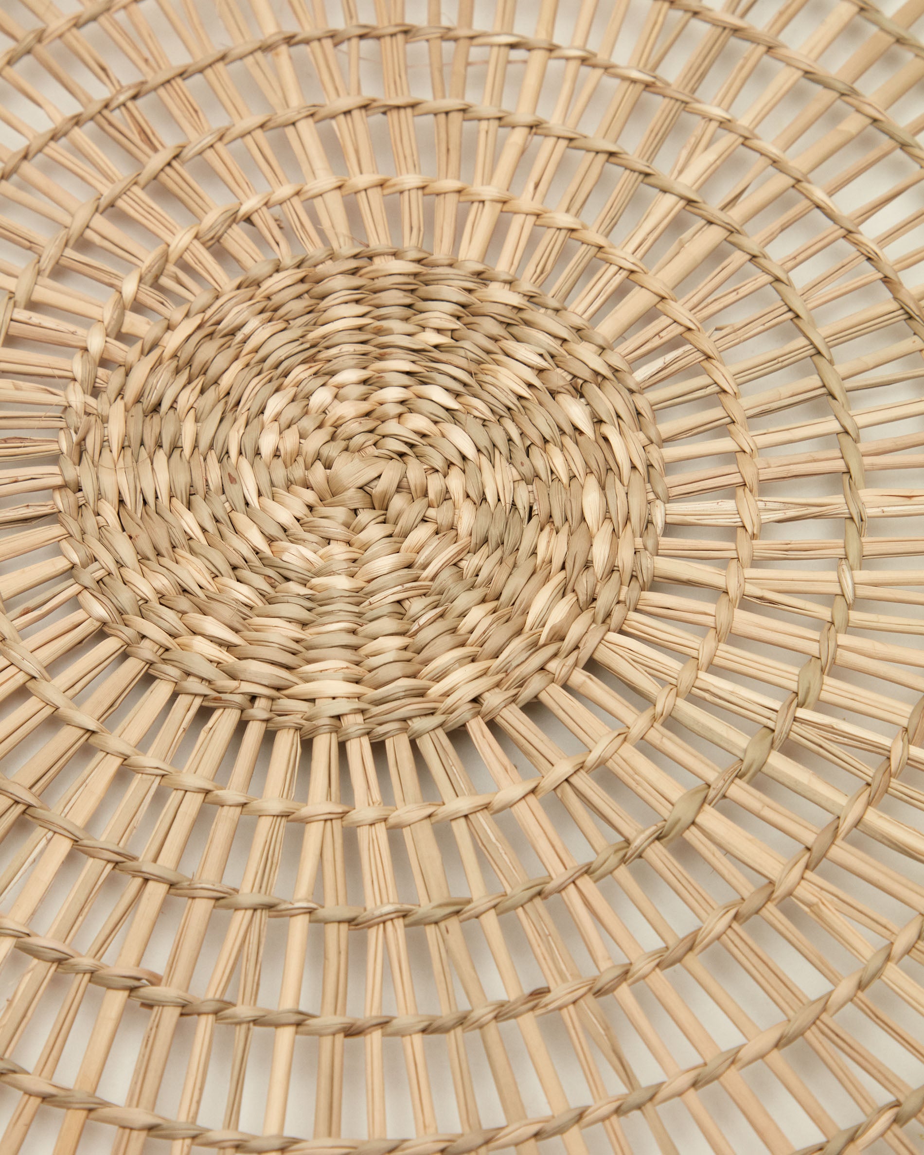 Palau set of 2 round placements made of natural fibers in a natural finish, 38 x 38 cm - Detail