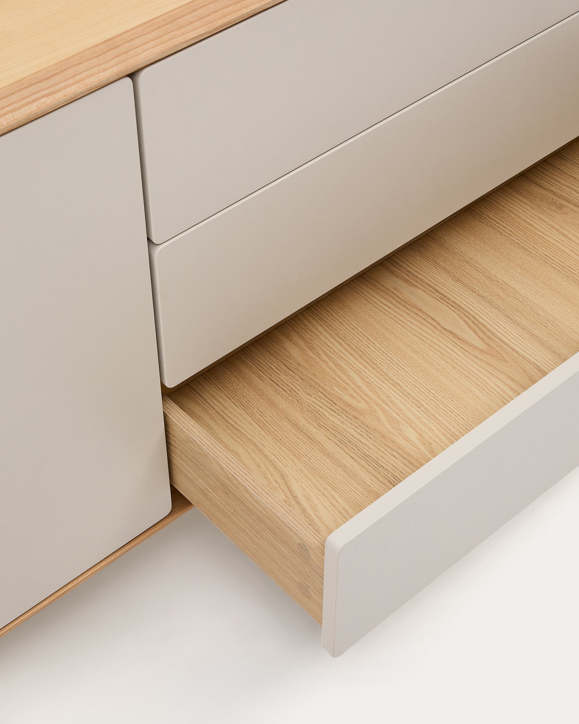 Anielle solid ash & ash veneer sideboard with 1 door and 3 drawers, 150 x 78 cm - Detail