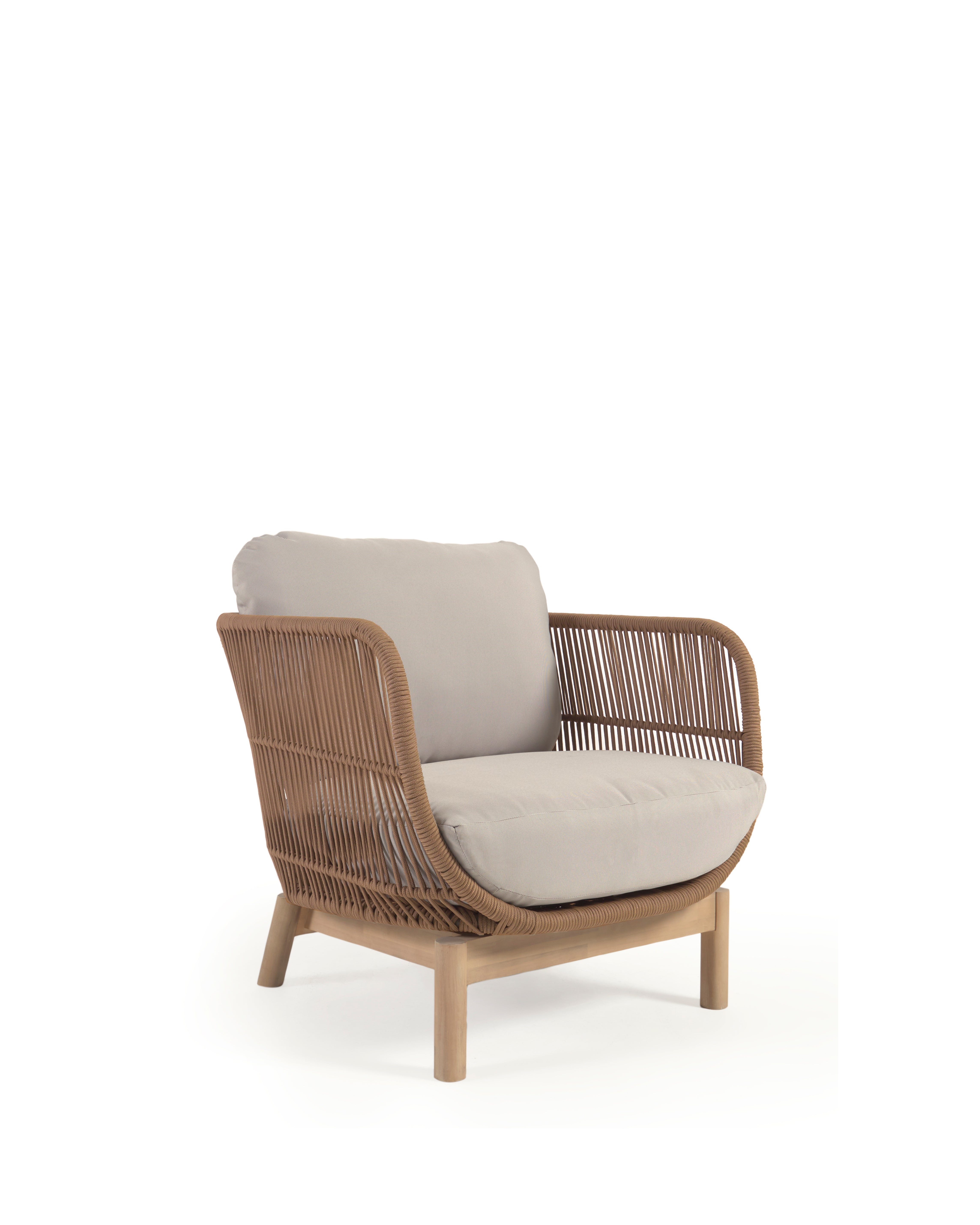 Catalina armchair made with beige rope and FSC solid acacia wood - Product Image