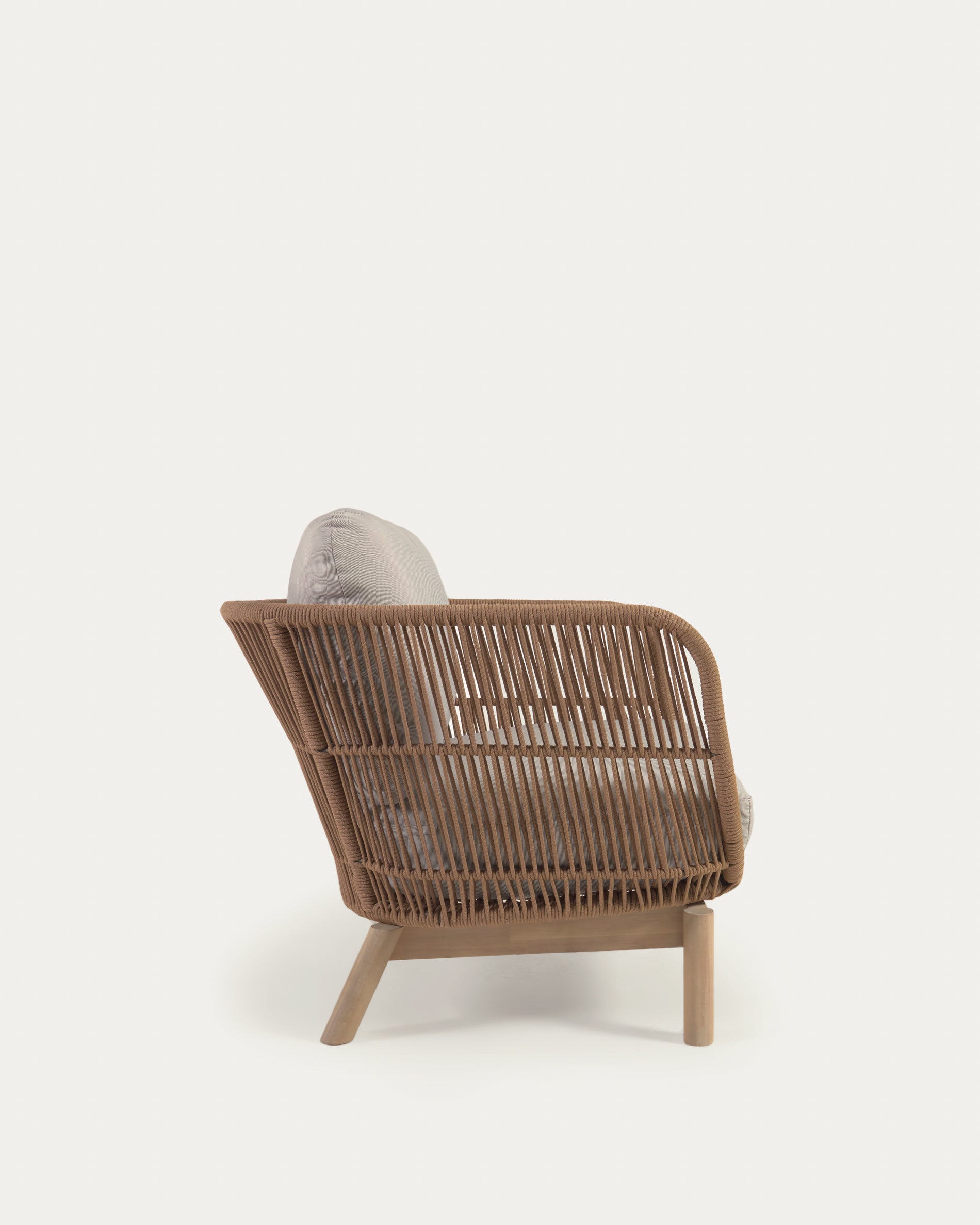 Catalina armchair made with beige rope and FSC solid acacia wood - Product View