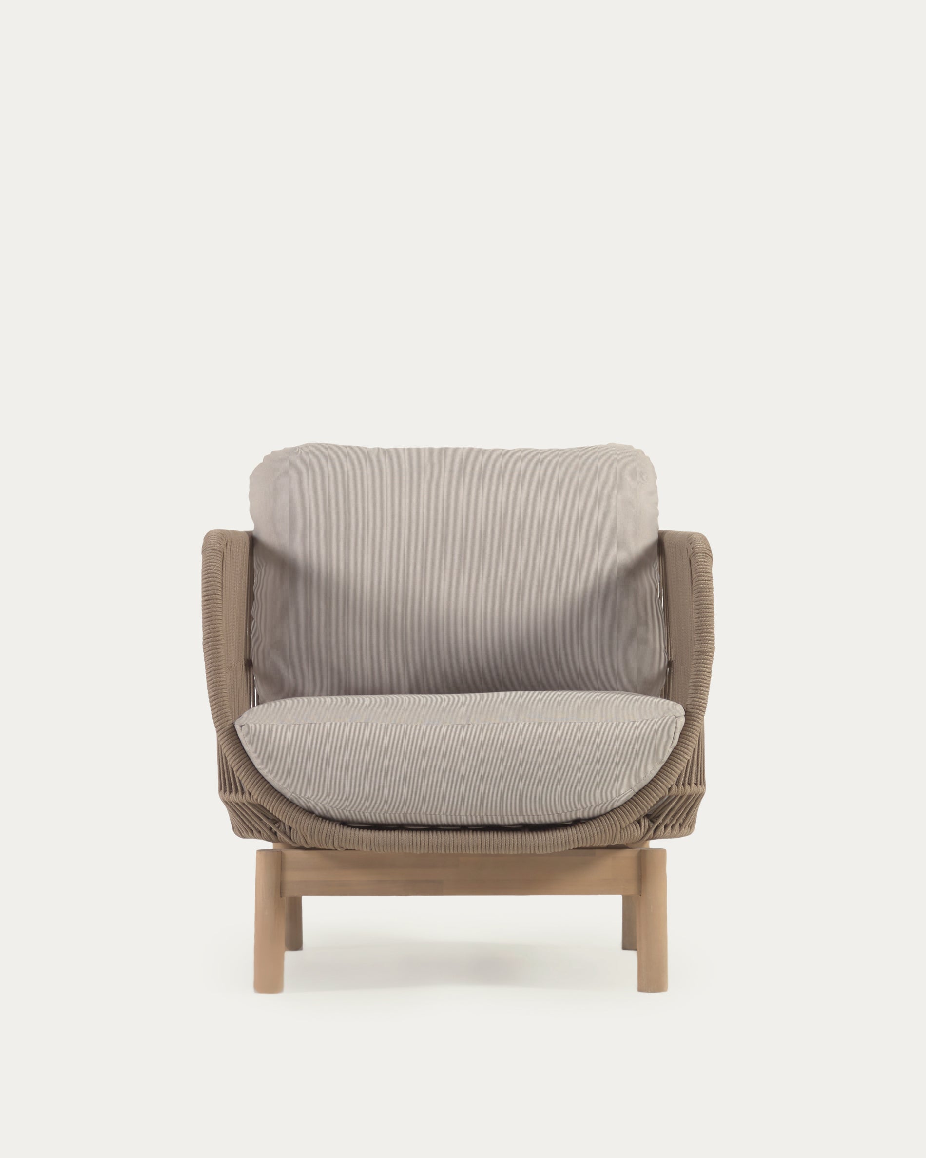 Catalina armchair made with beige rope and FSC solid acacia wood - Product View