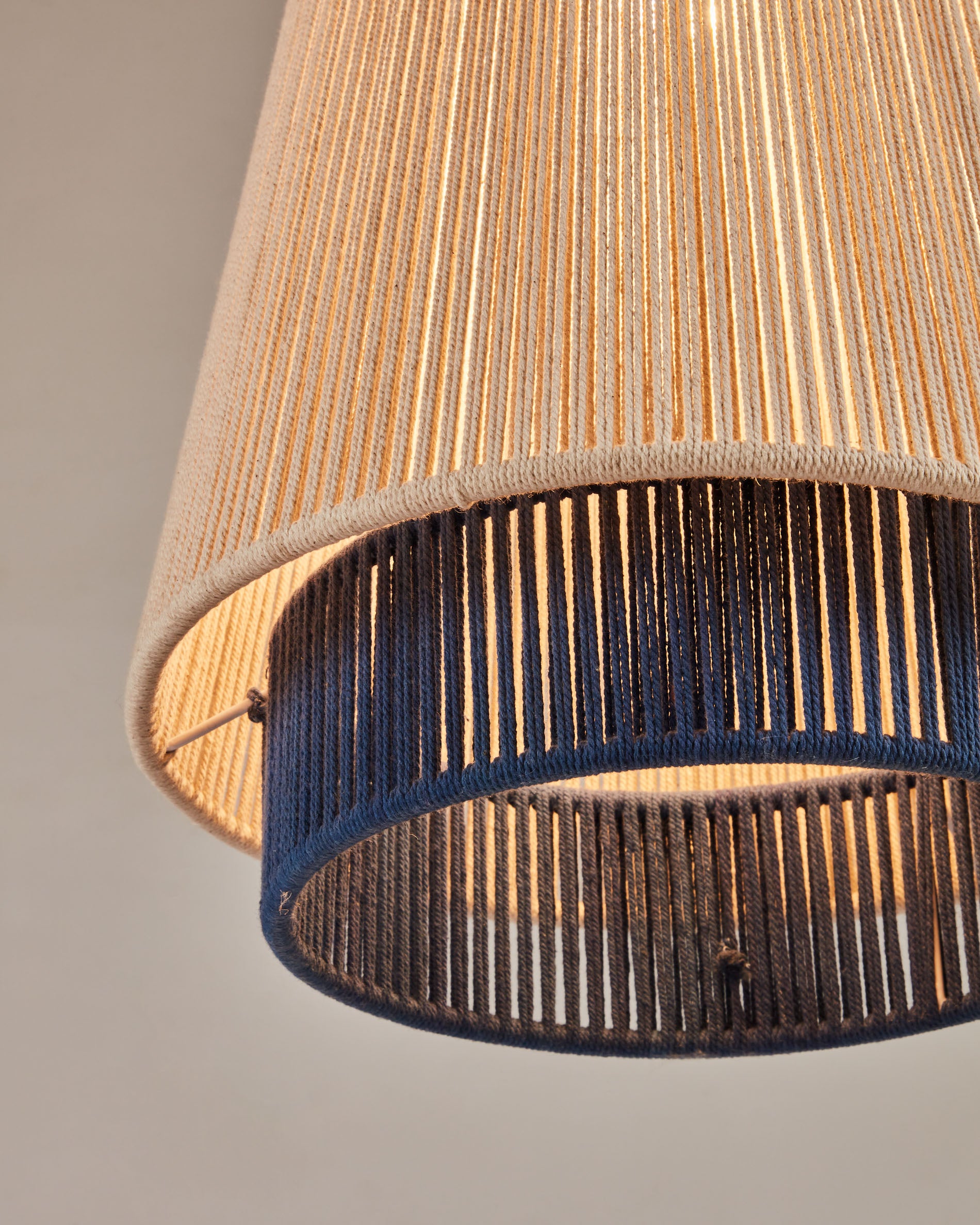 Yuvia cotton ceiling lamp with a beige, blue, and terracotta finish - Detail