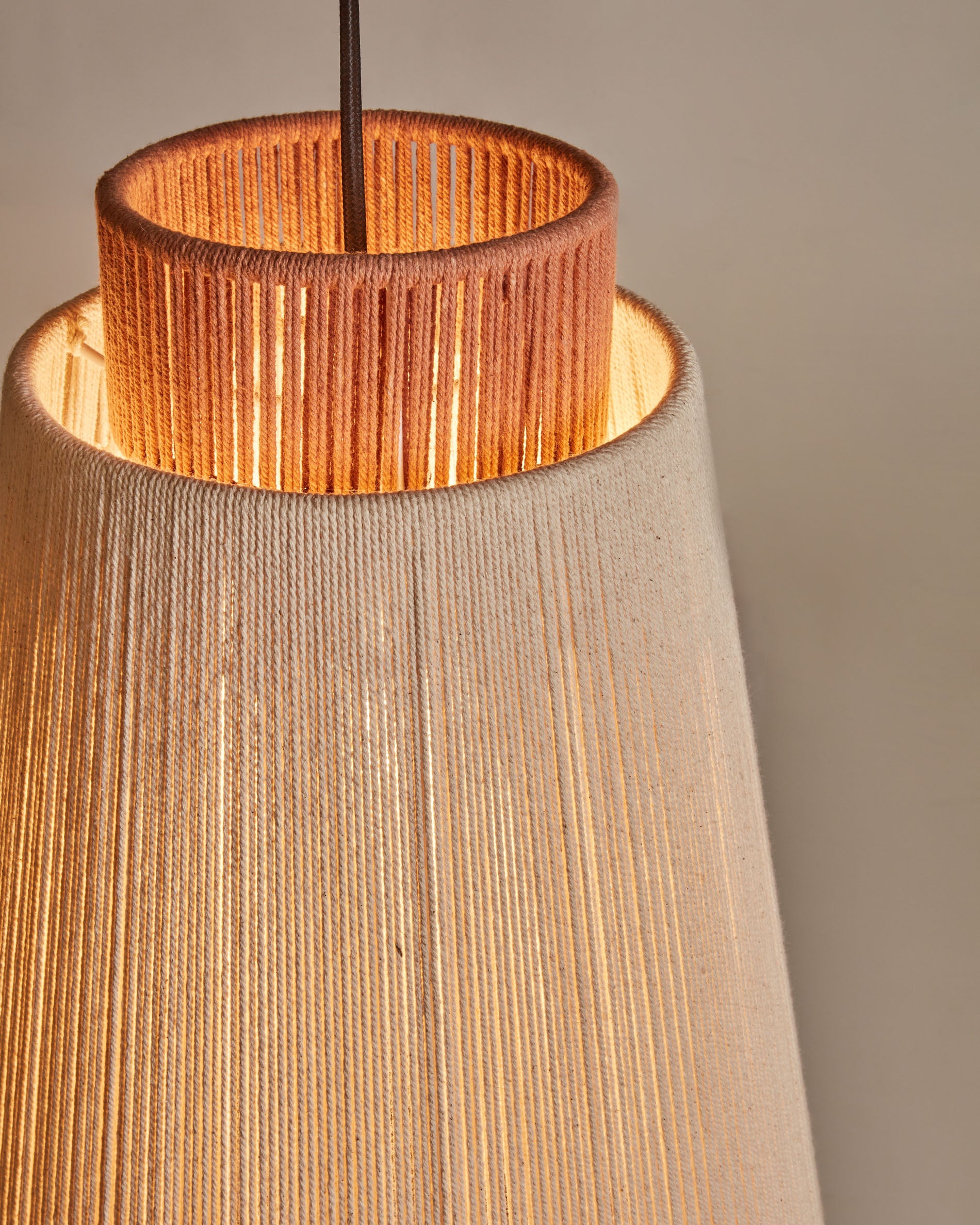 Yuvia cotton ceiling lamp with a beige, blue, and terracotta finish - Detail
