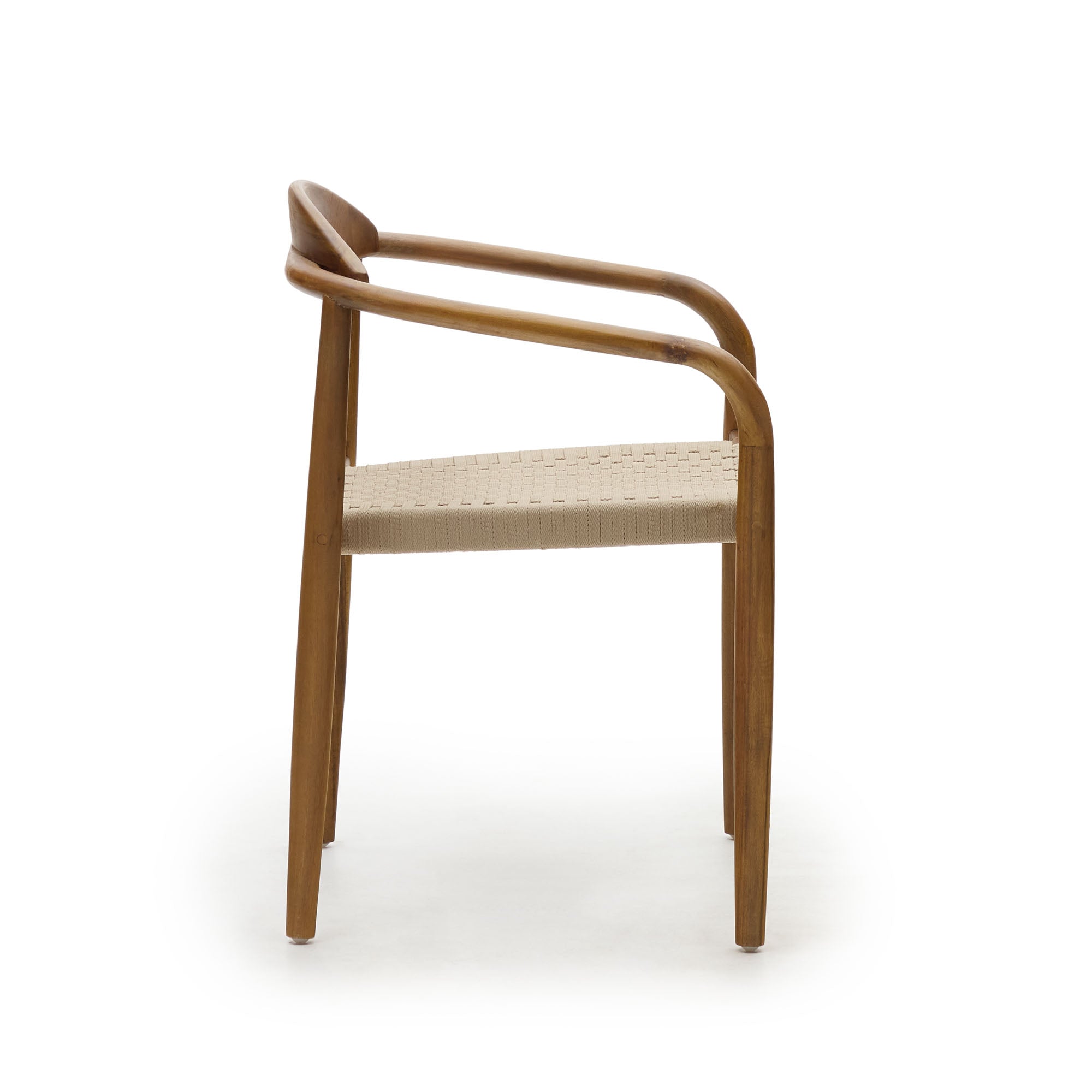 Nina egymásba rakható szék tömör akácfából, diófa kivitelben, bézs színű kötéllel az ülőlapon