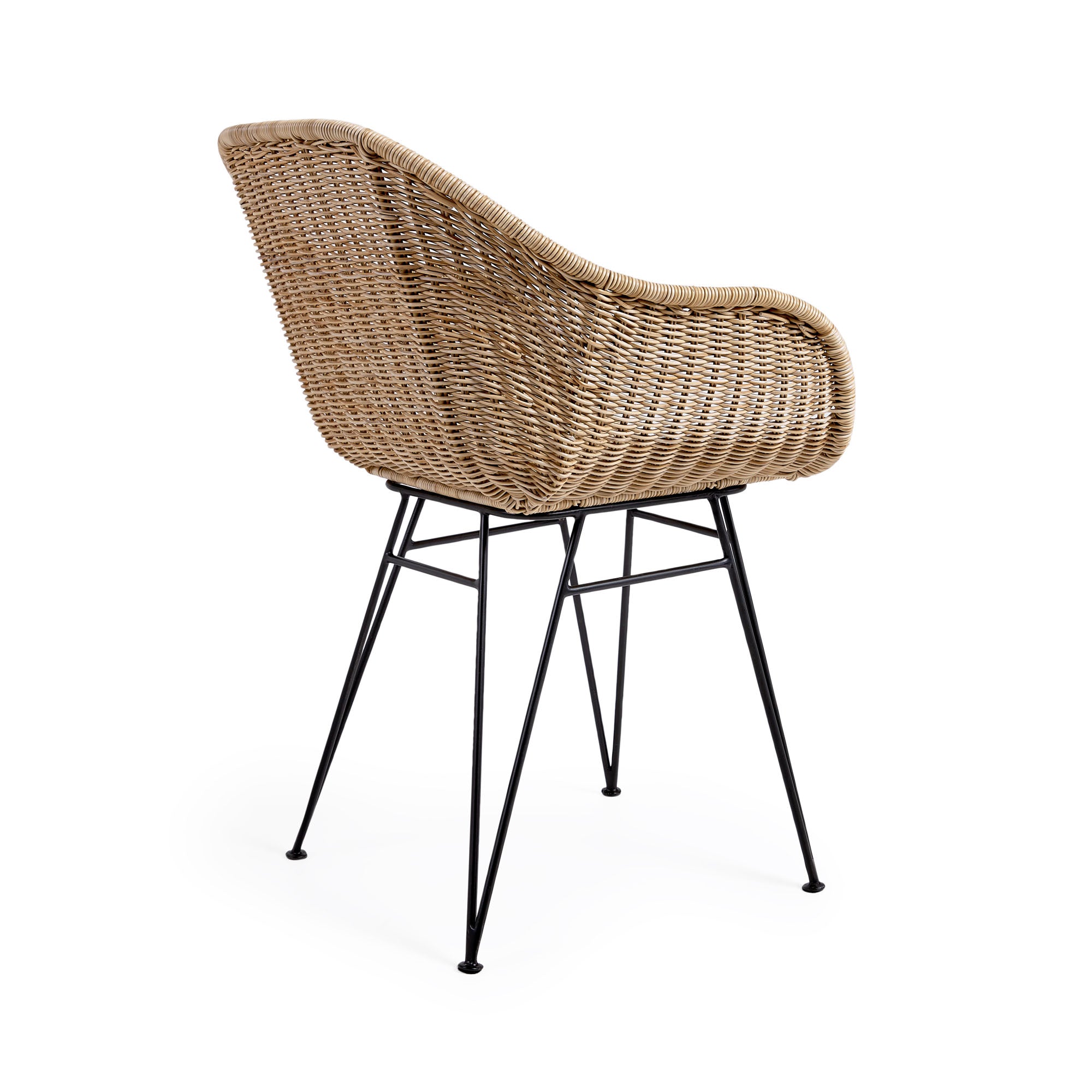 Chart outdoor chair in synthetic rattan, with galvanised steel legs in a black finish