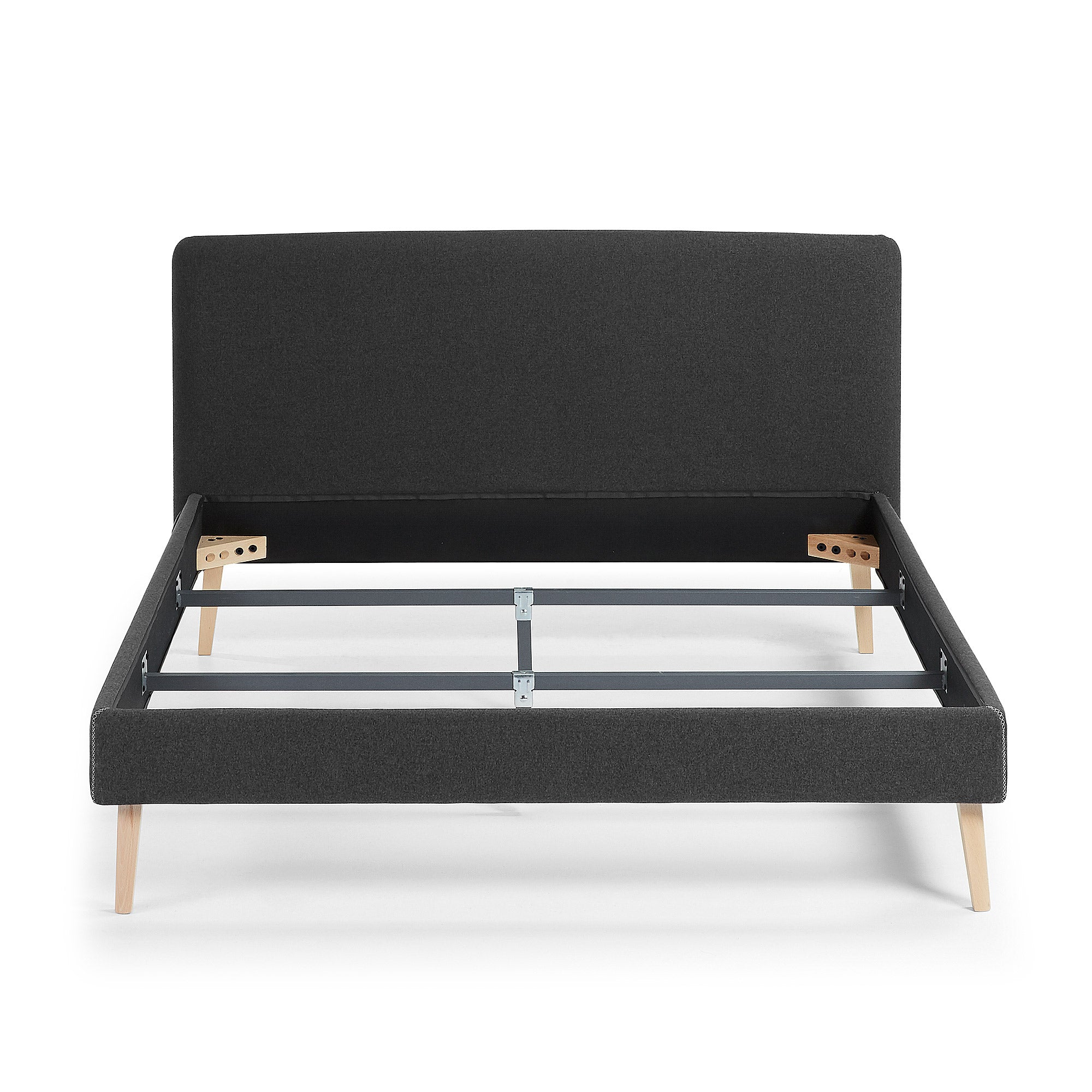 Dyla bed with removable cover in black, with solid beech wood legs for a 150 x 190 cm mattress