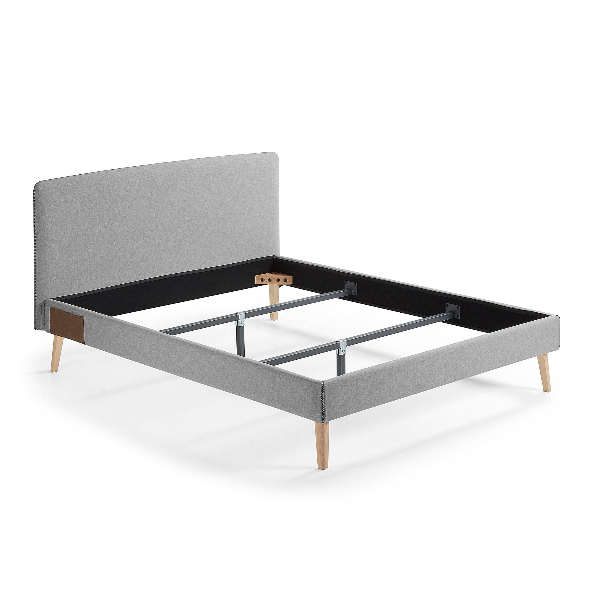 Dyla bed with removable cover in grey, with solid beech wood legs for a 160 x 200 cm mattress