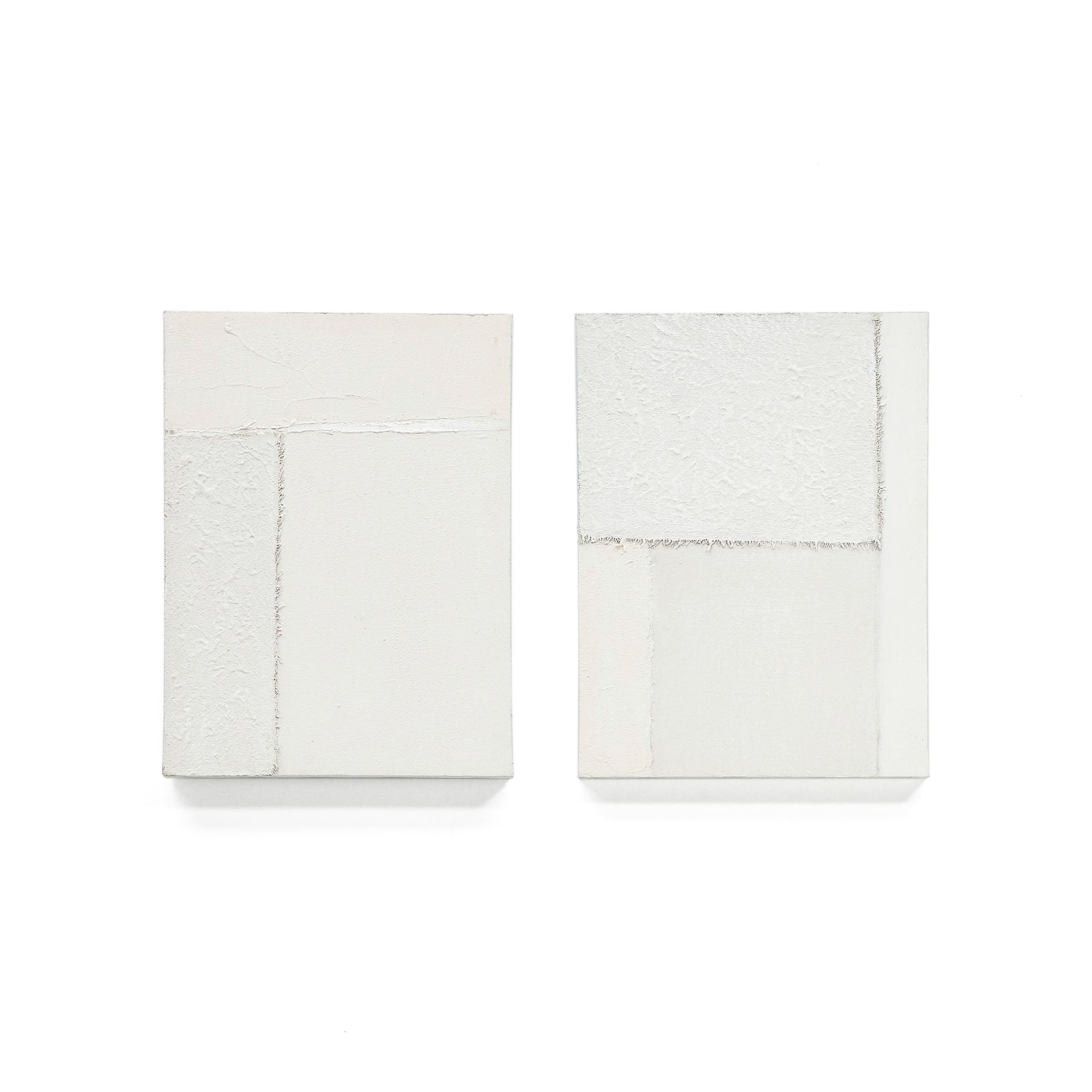 Pineda set of 2 abstract canvases in white, 30 x 40 cm