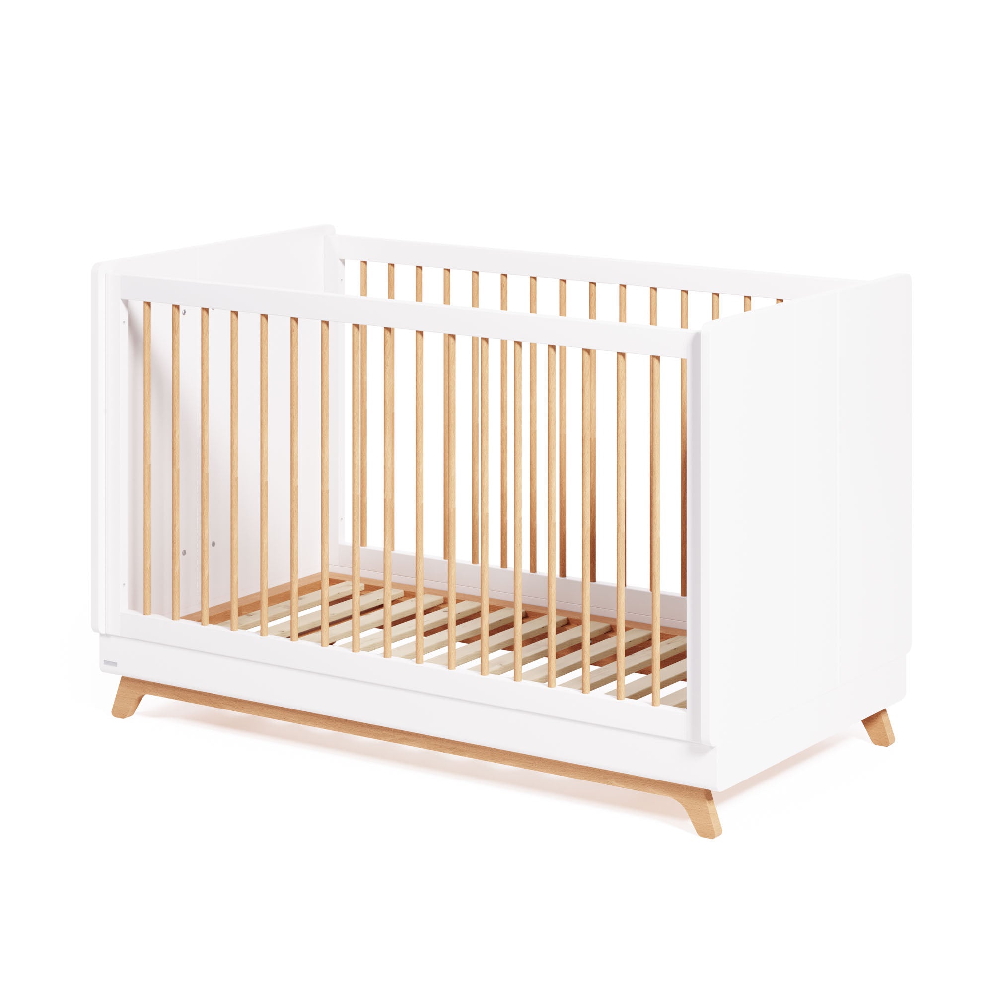 Maralis evolving cot made from solid beech wood with a white finish, 70 x 140 cm