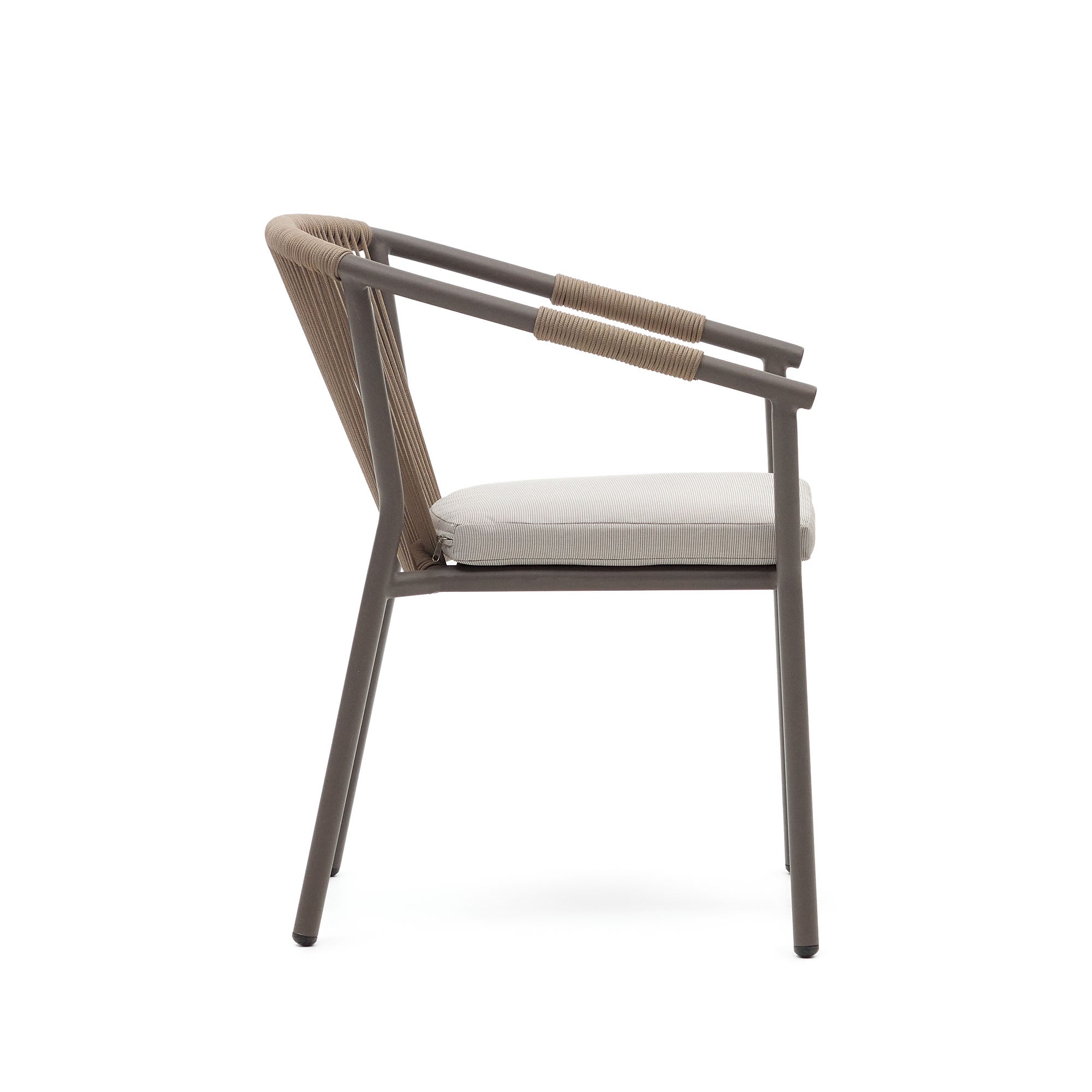 Xelida egymásba rakható kerti szék alumíniumból és barna zsinórból