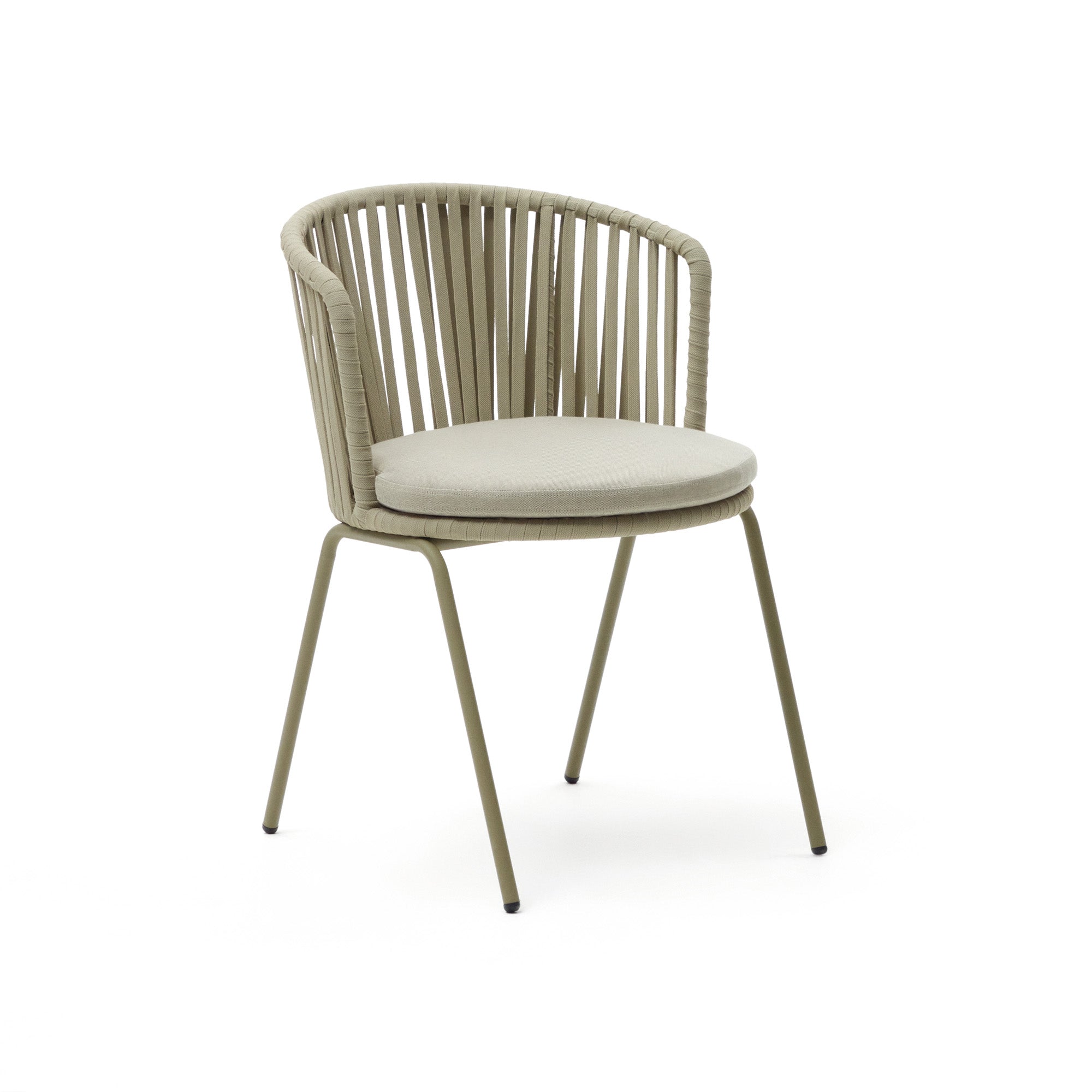Saconca kültéri szék zsinórral és acélból. bézs színű festett kivitelben.