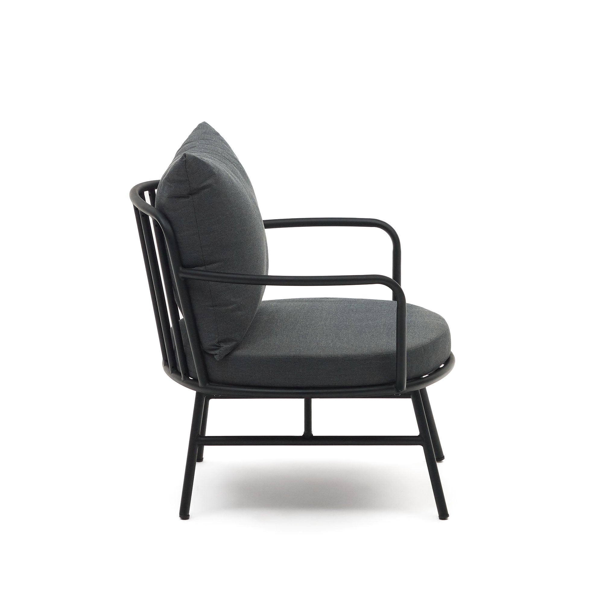 Bramant steel armchair with black finish