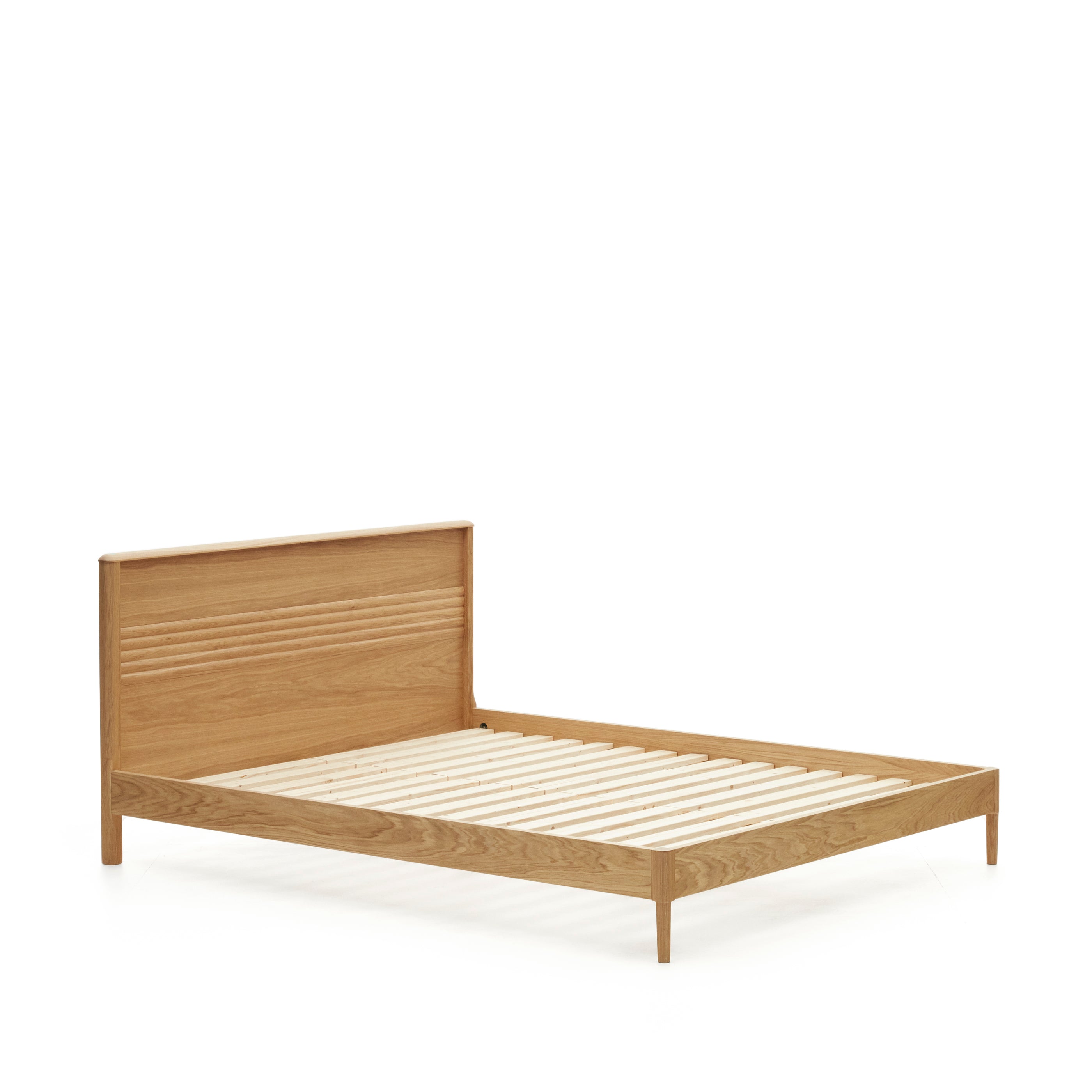 Lenon ágy tömör tölgyfából és tölgyfa furnérból 180 x 200 cm-es matracokhoz, FSC MIX Credit