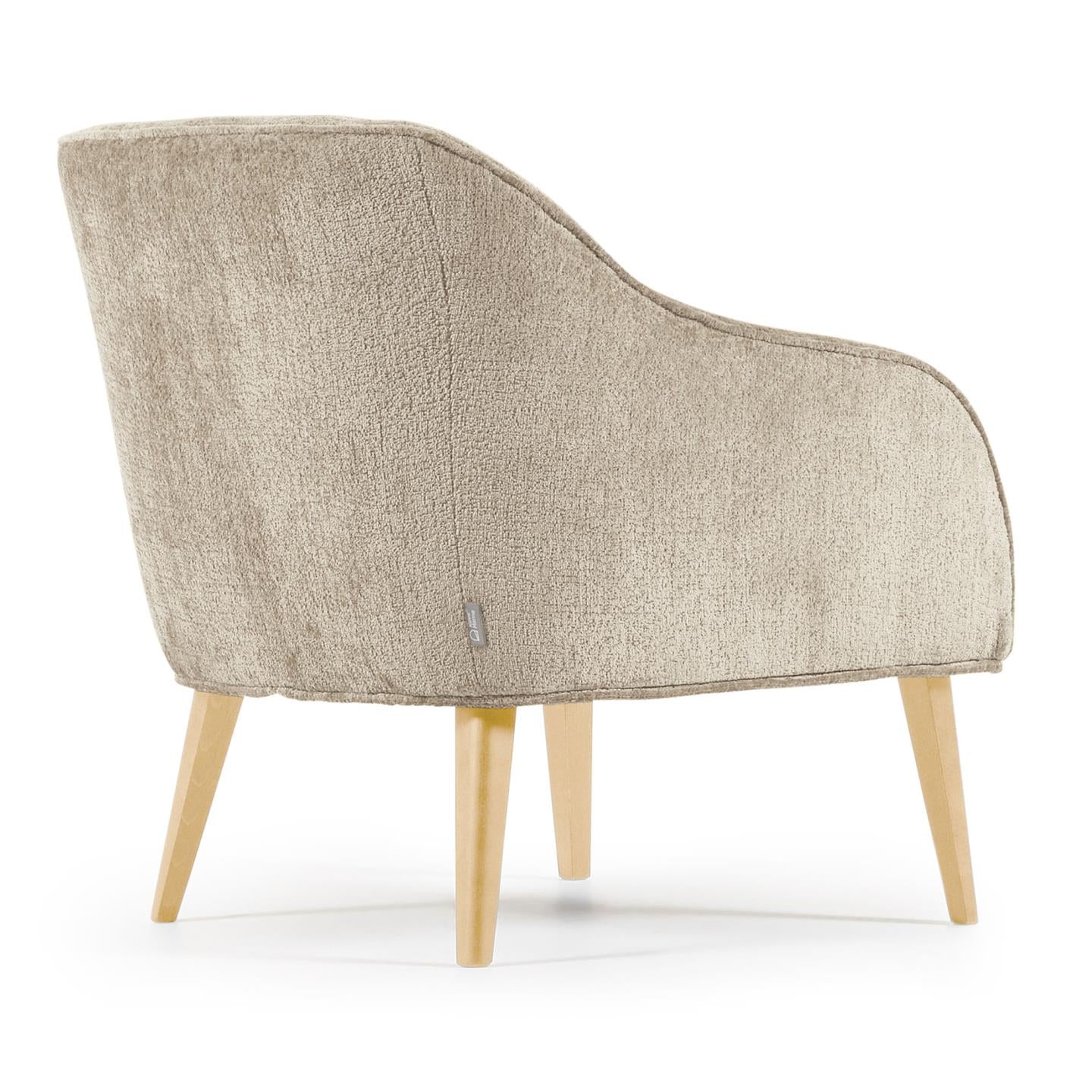 Bobly armchair in beige chenille with wooden legs with natural finish