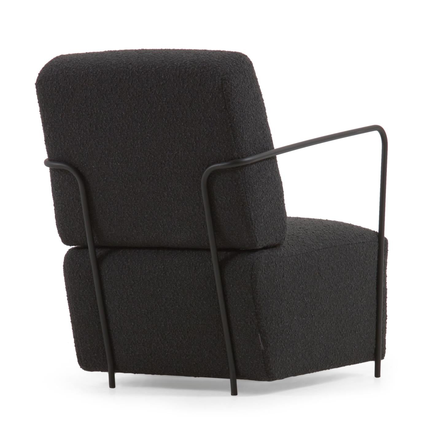 Gamer armchair in black shearling and metal with black finish