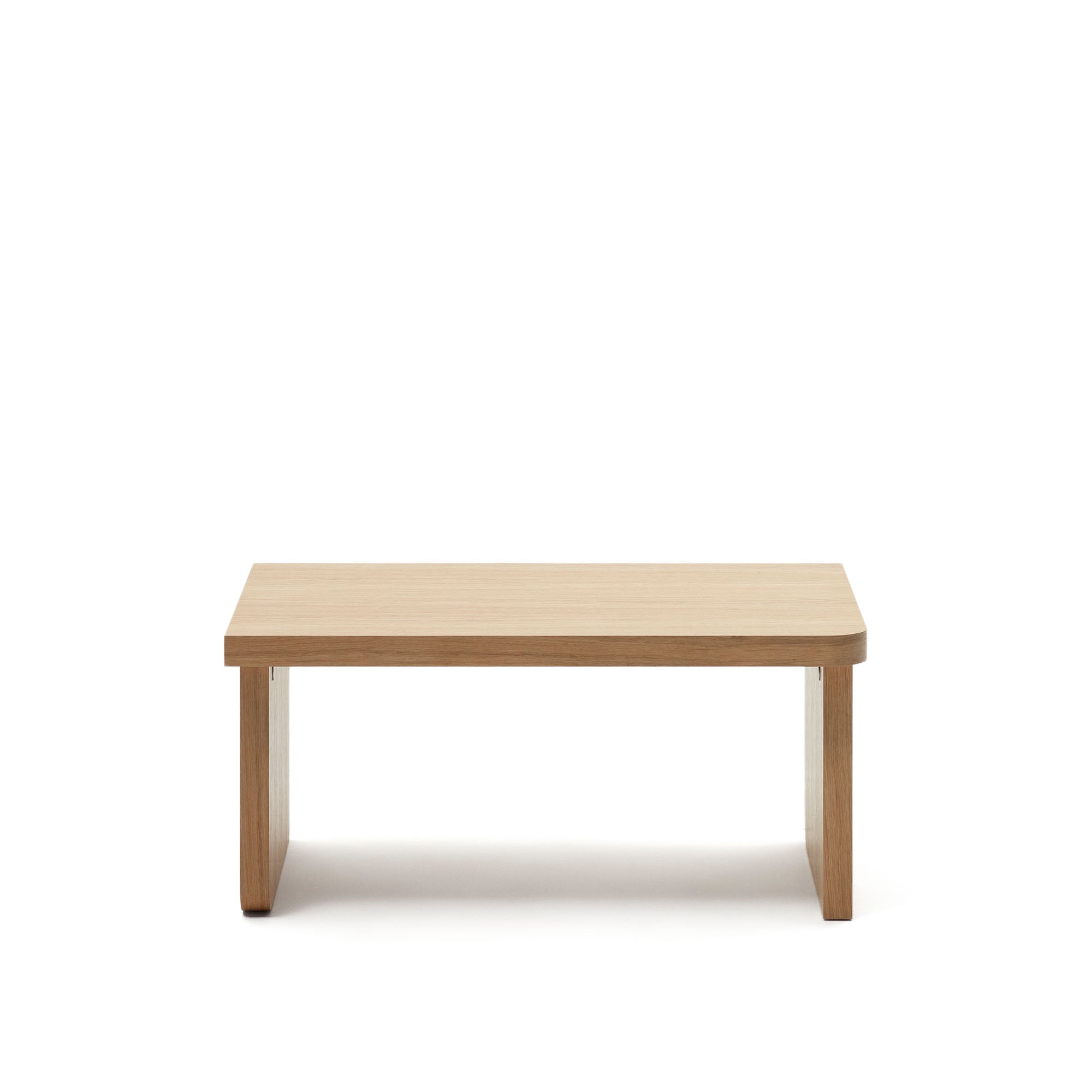 Oaq coffee table in oak wood veneer with natural finish, 82 x 60 cm